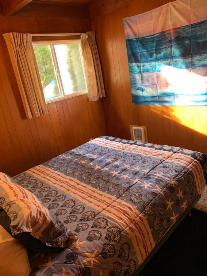 Sekiu Curley'S Resort & Dive Center מראה חיצוני תמונה